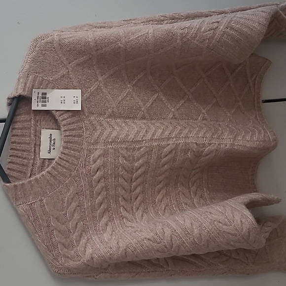 Light brown Abercrombie &Fitch half sweater NWT - Picture 1 of 3